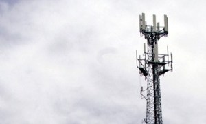 4g wireless carriers compared sprint vs t mobile verizon cell tower thumb