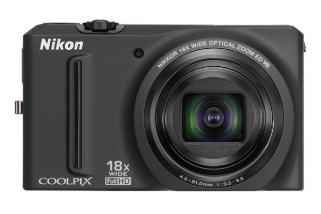 Nikon Coolpix S9100 Front Lens