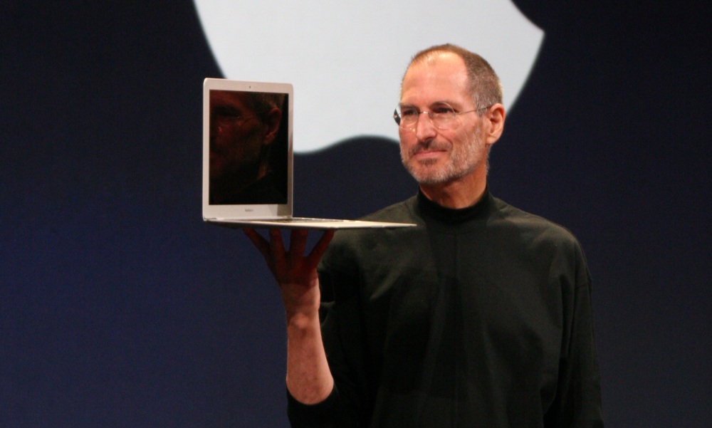 steve-jobs-macbook-air