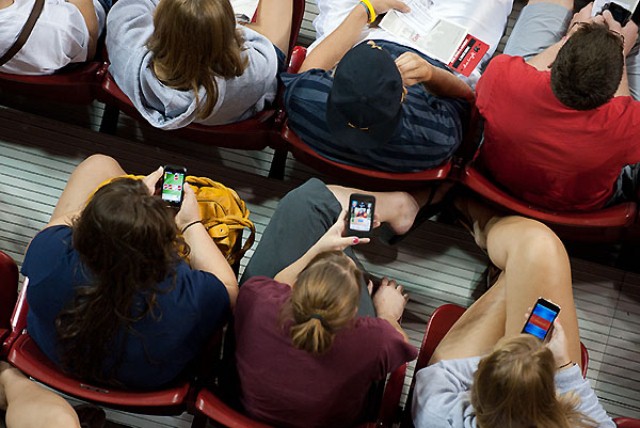 Crowd phones