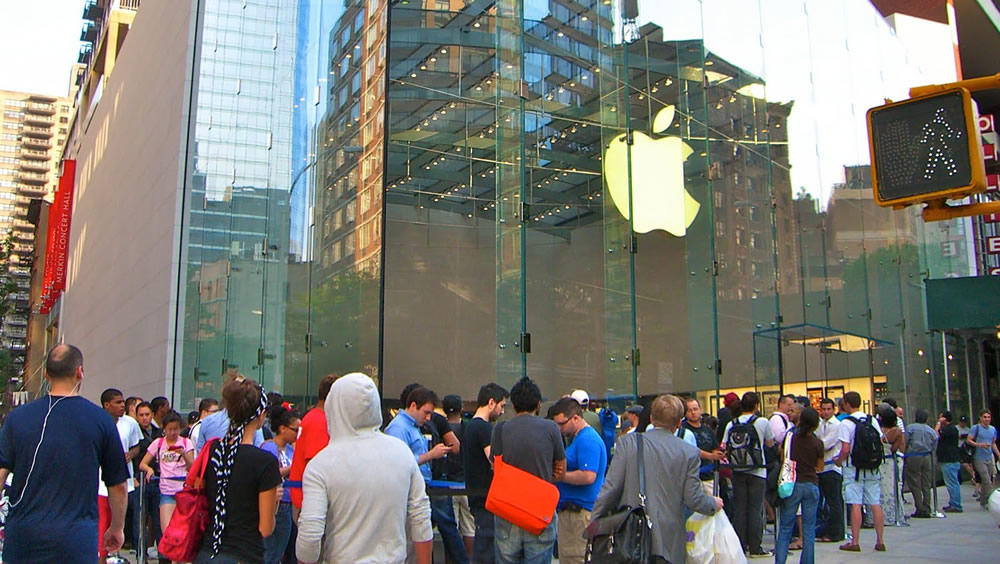 apple-store-line