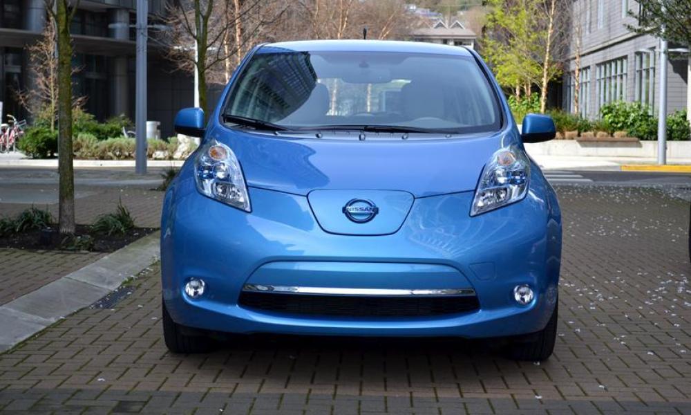 2012 nissan leaf review review2