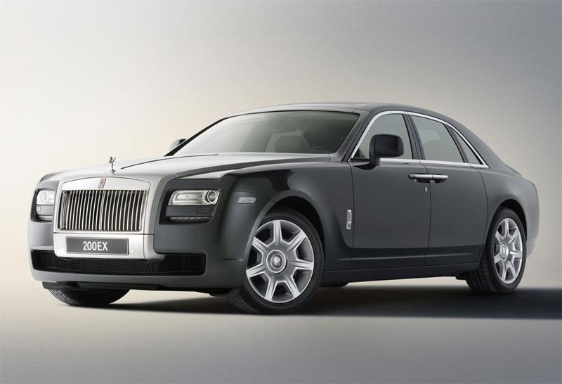 Rolls-Royce Ghost sedan front three-quarter view