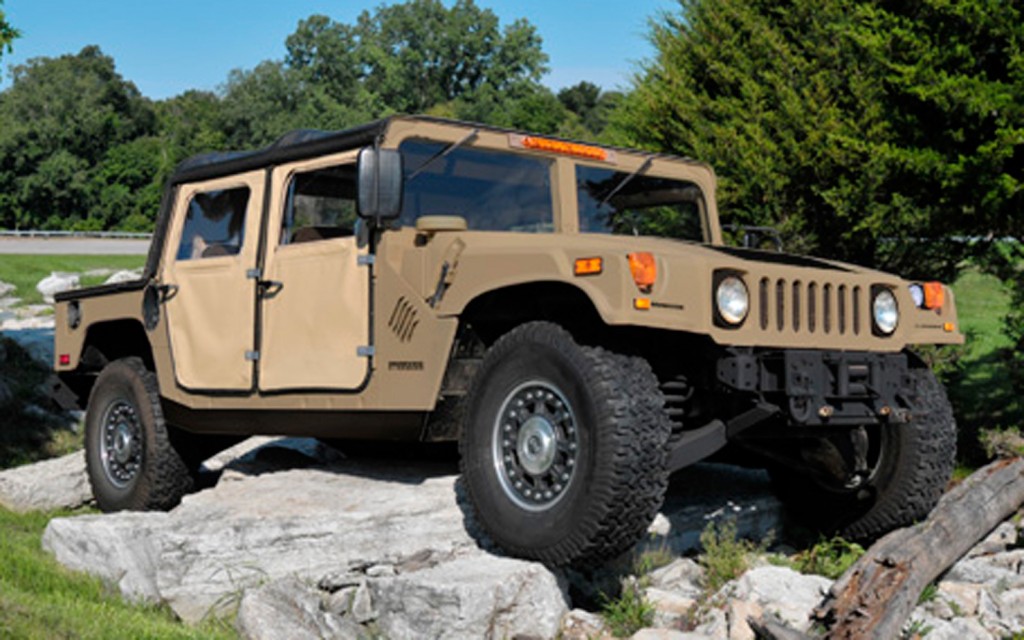 AM General Humvee C-Series kit front three quarter view