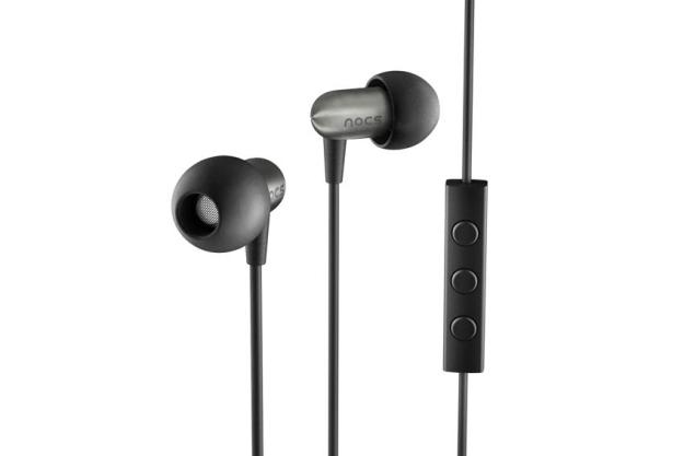 NOCS NS800 headphones review in ear