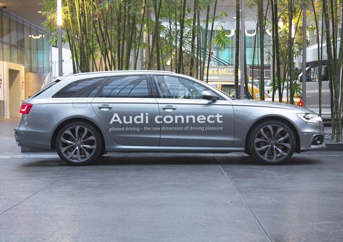 Audi CES