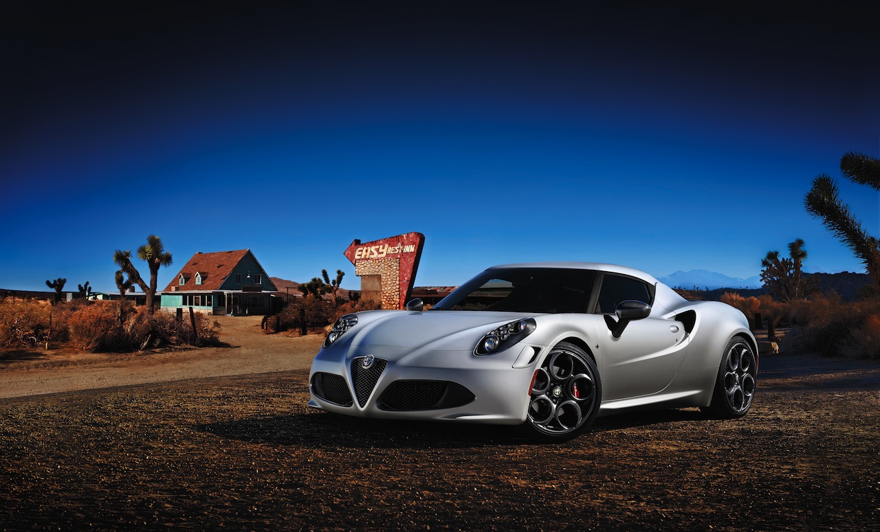 Alfa Romeo 4C official