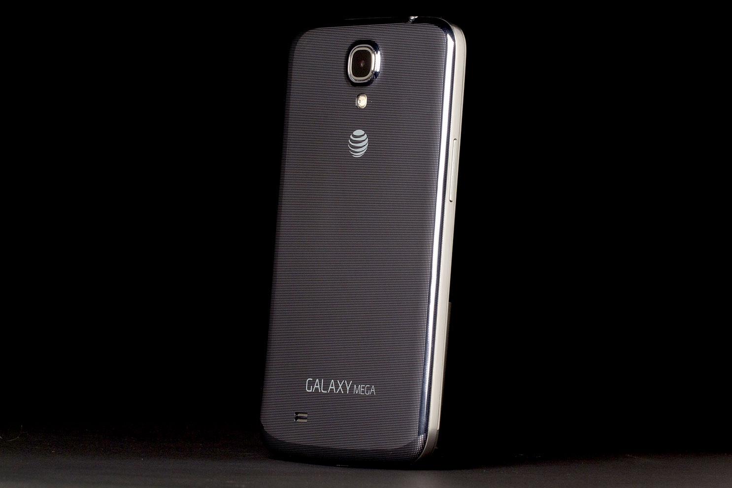 Samsung Galaxy Mega 6.3 back angle