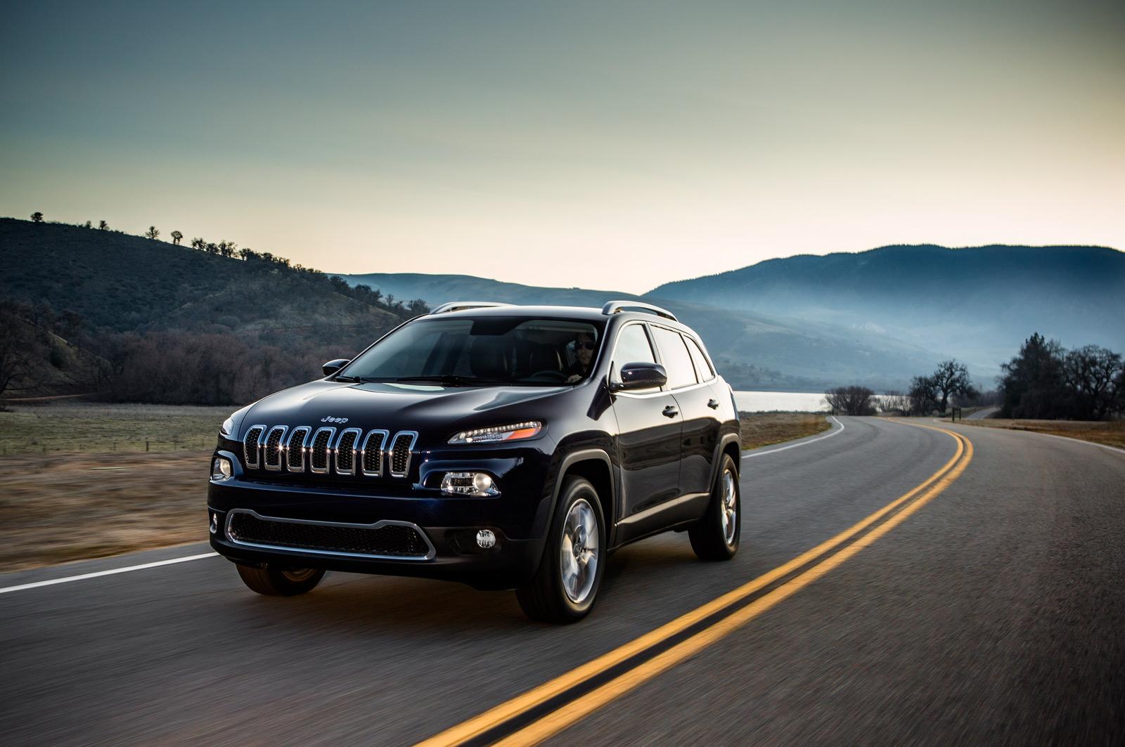 2014 Jeep Cherokee driving