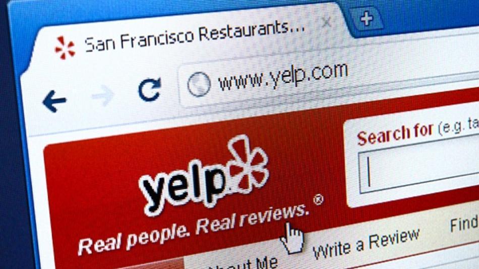 yelp-cracks-down-on-fake-reviews-with-new-consumer-alerts-141f977c71