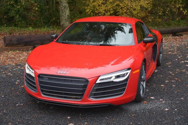 2014 Audi R8 V10 exterior front left