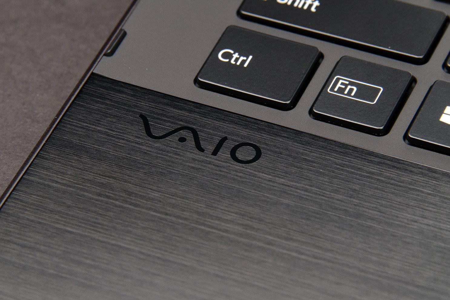 Sony Vaio Pro 13 VAIO logo