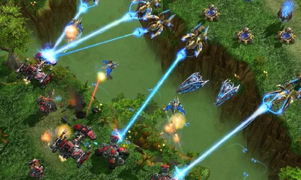 starcraft ii wings of liberty review starcraft2 2 650x488 c