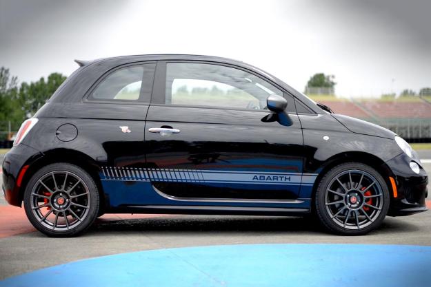 2013 Fiat Abarth Cabrio right side