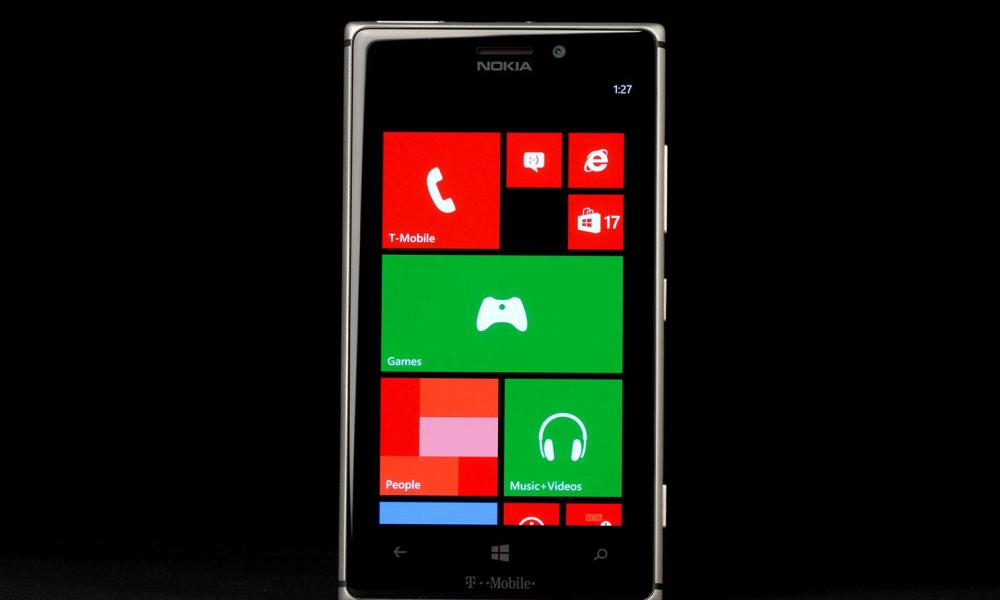 Nokia Lumia 925 front home