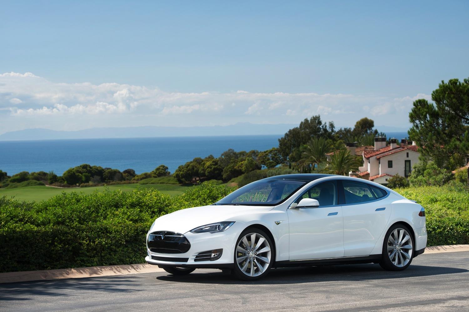 tesla motors patents electric hybrid powertrain model s white