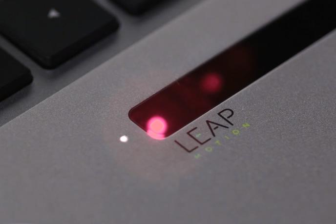 leap-motion-sensor