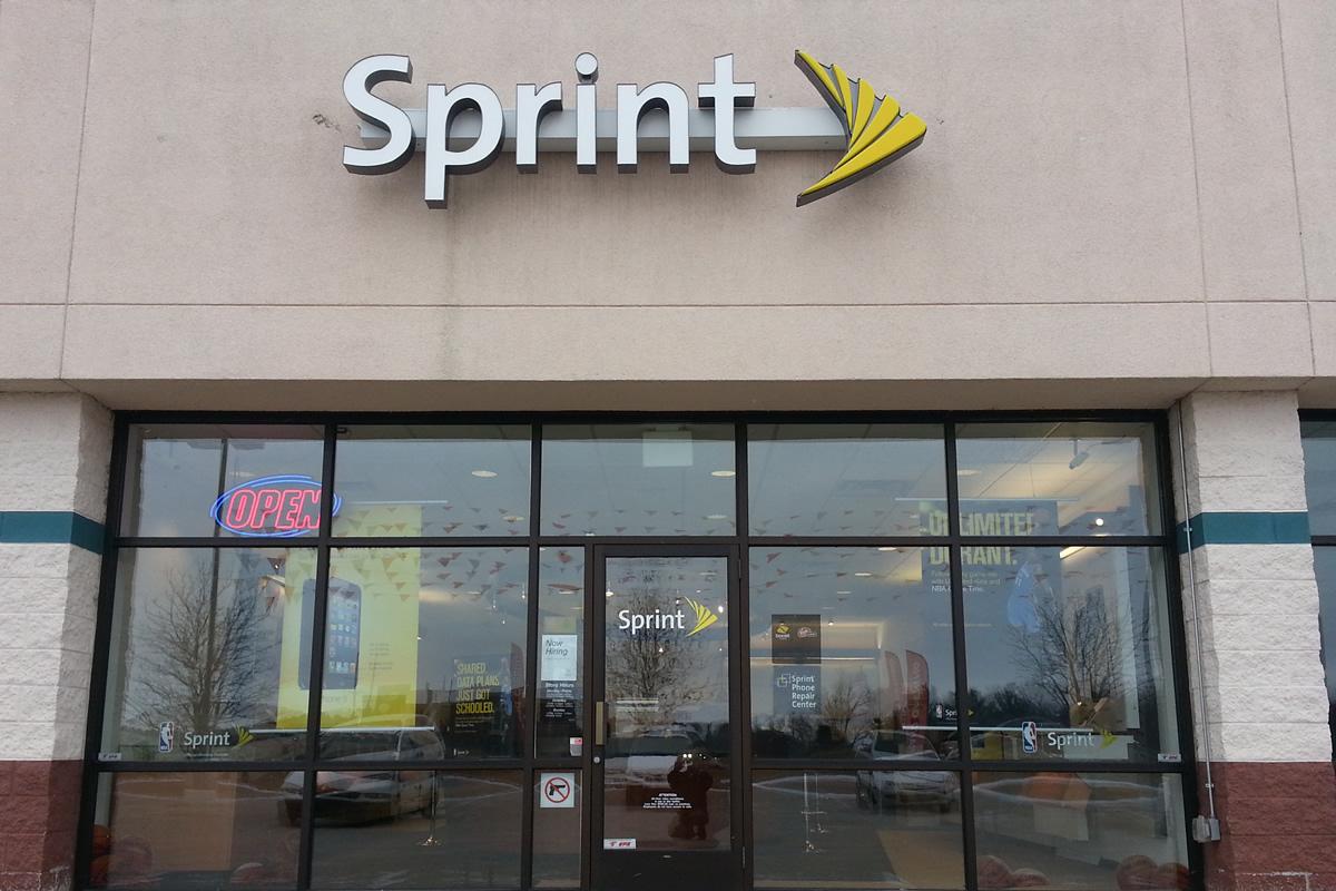 sprint throttling heavy data users store