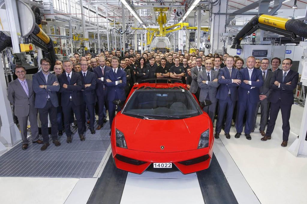 lamborghini gallardo production ends final leaves the factory