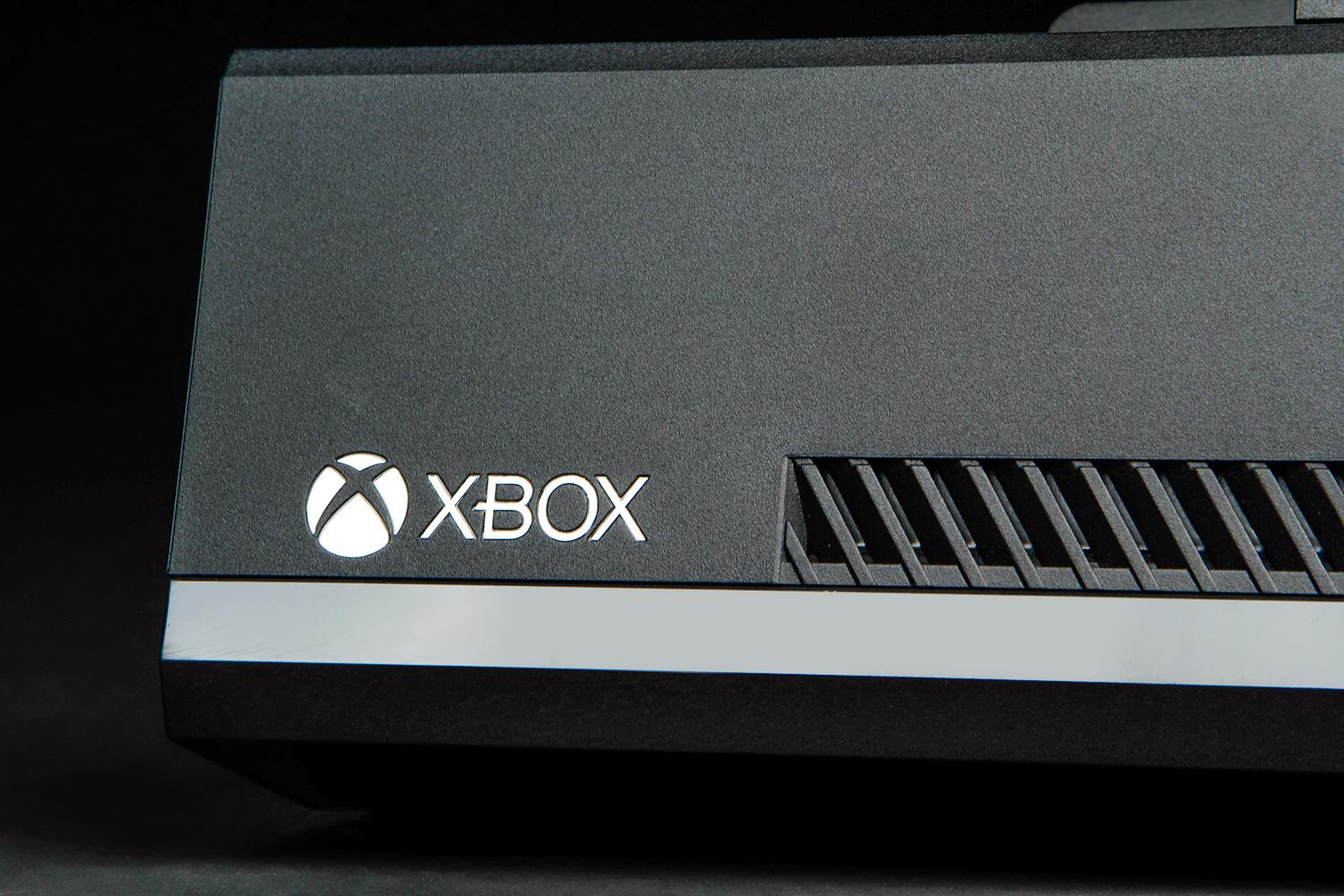 microsoft xbox one review macro logo