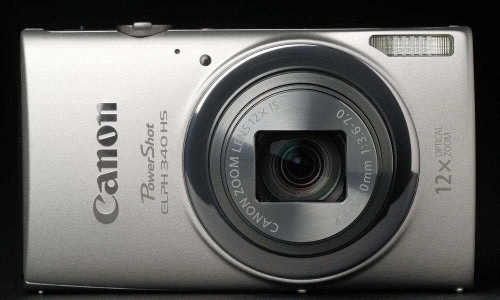 Canon ELPH 340HS front lens open