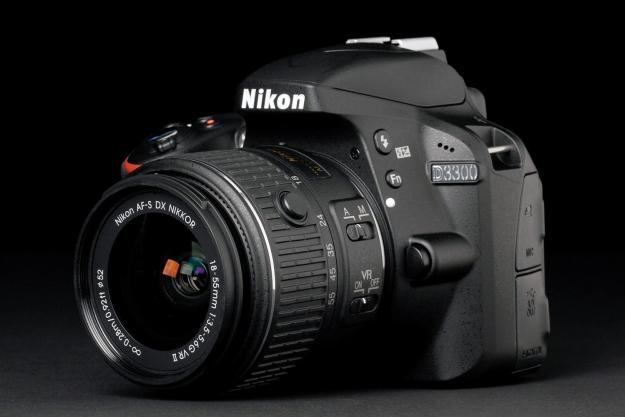 Nikon D3300 front left angle