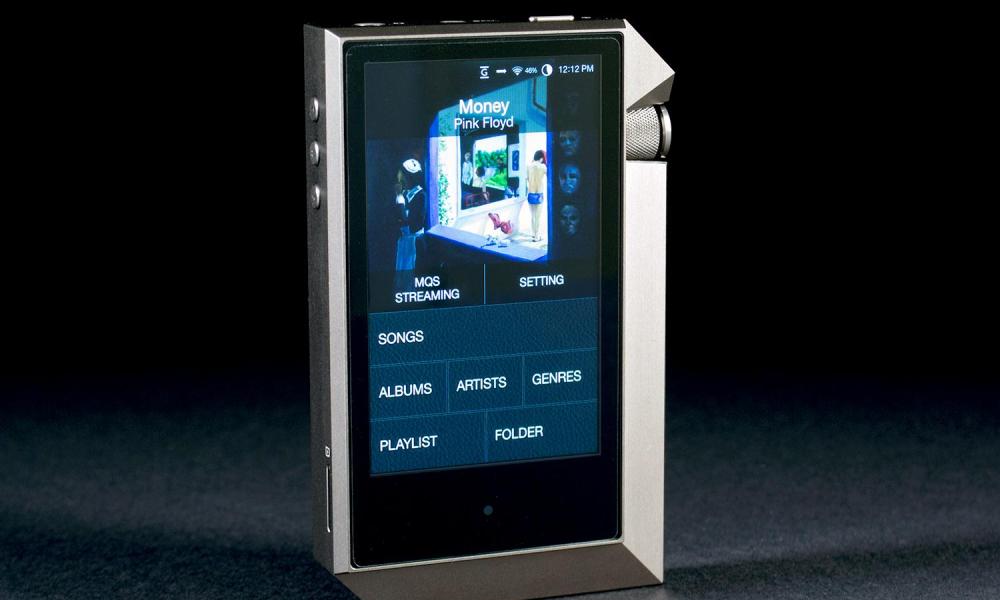 Astell & Kern AK240 front angle screen