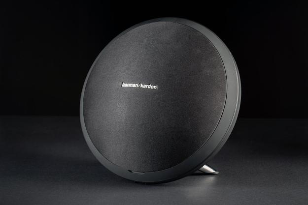 Harman Kardon Onyx Studio front