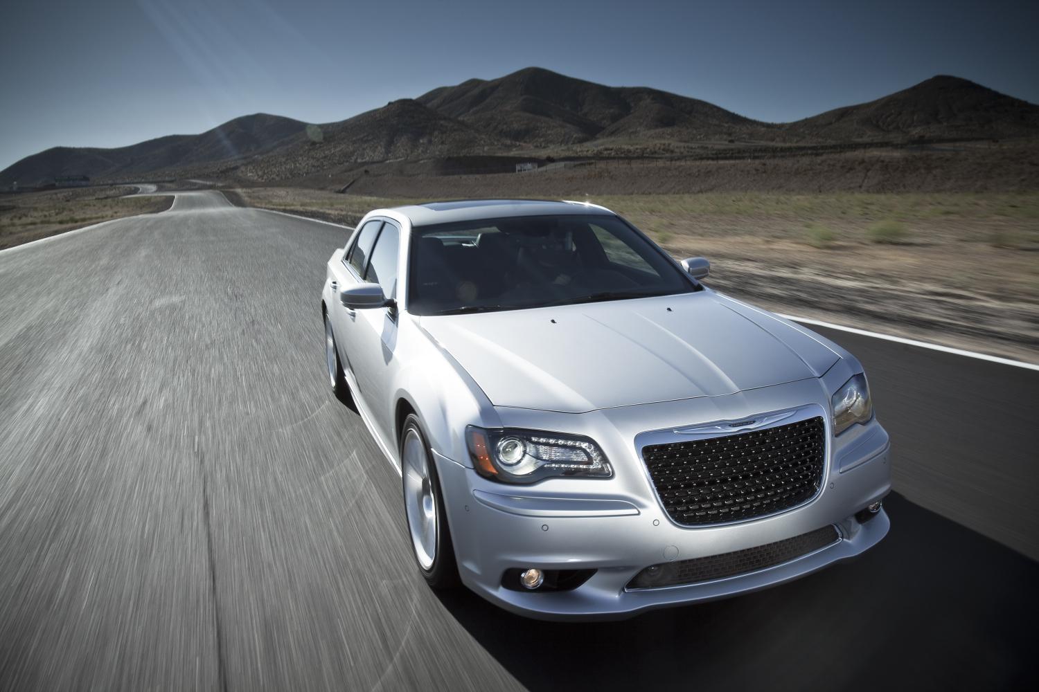 2014 Chrysler 300 SRT