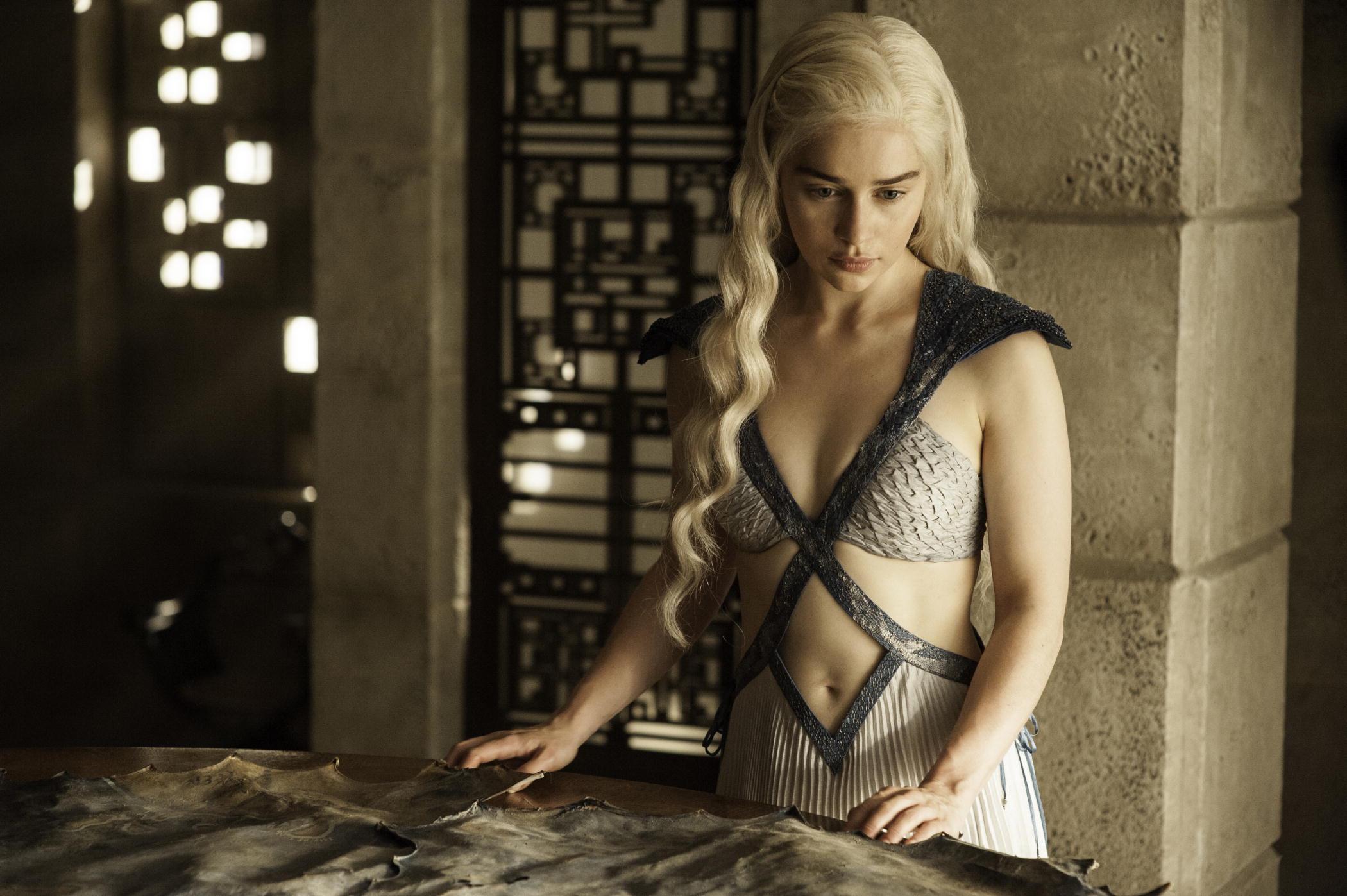 game thrones goes imax remastered episodes fifth season sneak peek of mockingbird 2