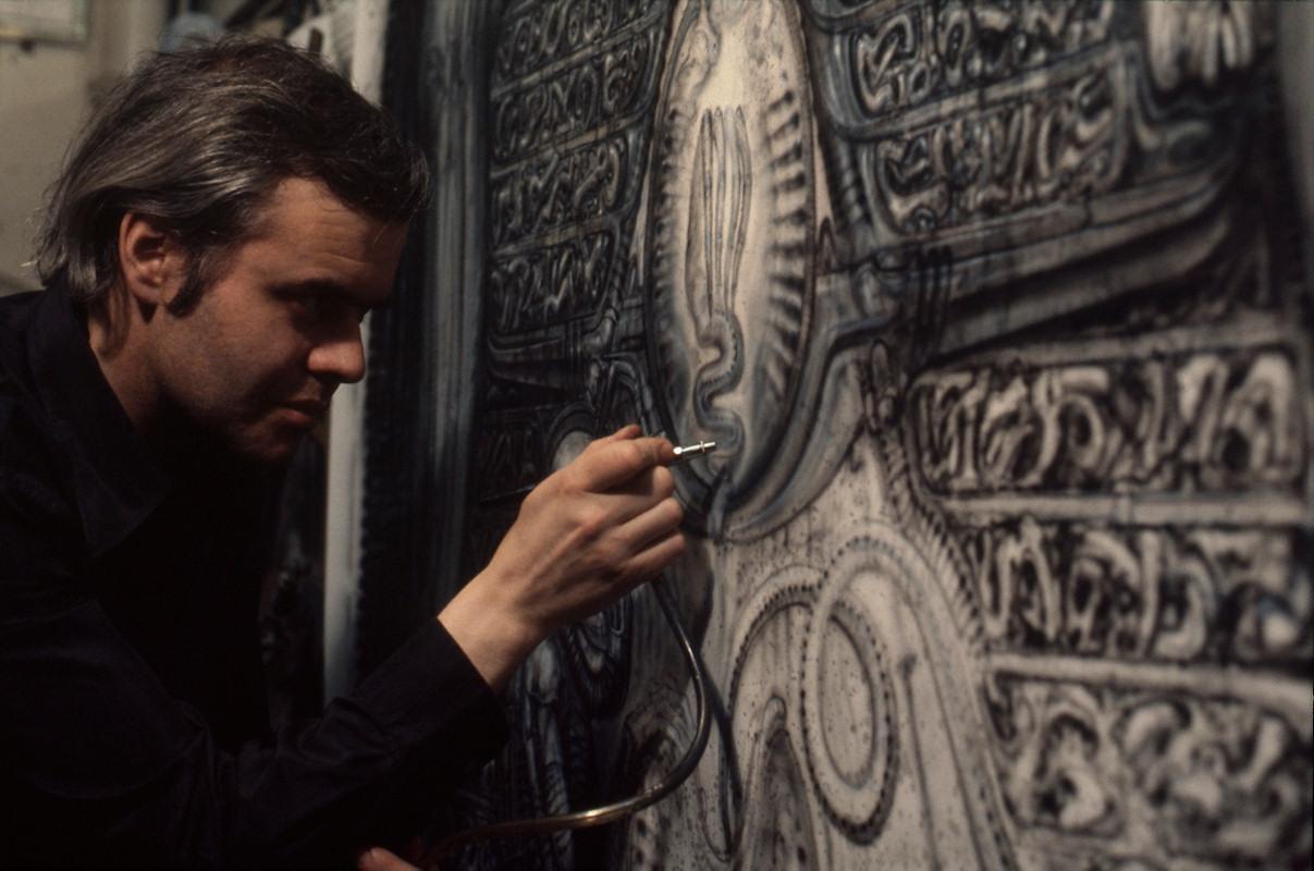 alien artist h r giger dead at age 74 hr