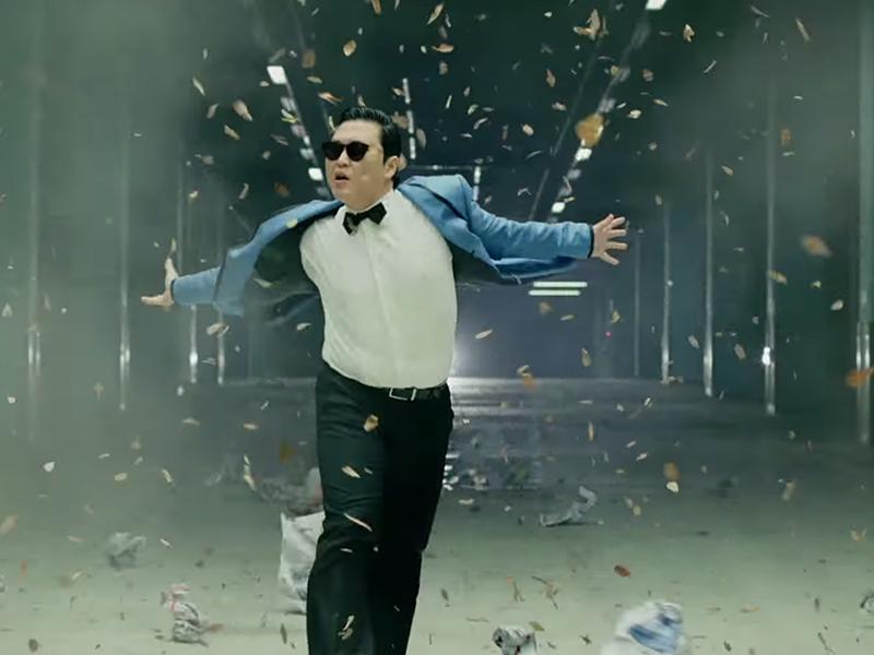 gangnam style first video hit 2 billion views youtube