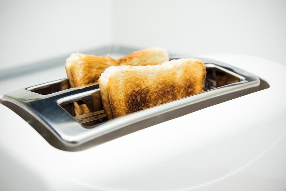 sensor studded toaster uses algorithms make perfect slice shutterstock 155698757