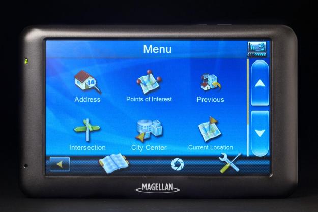 Magellan RoadMate 6230 LM front menu 2