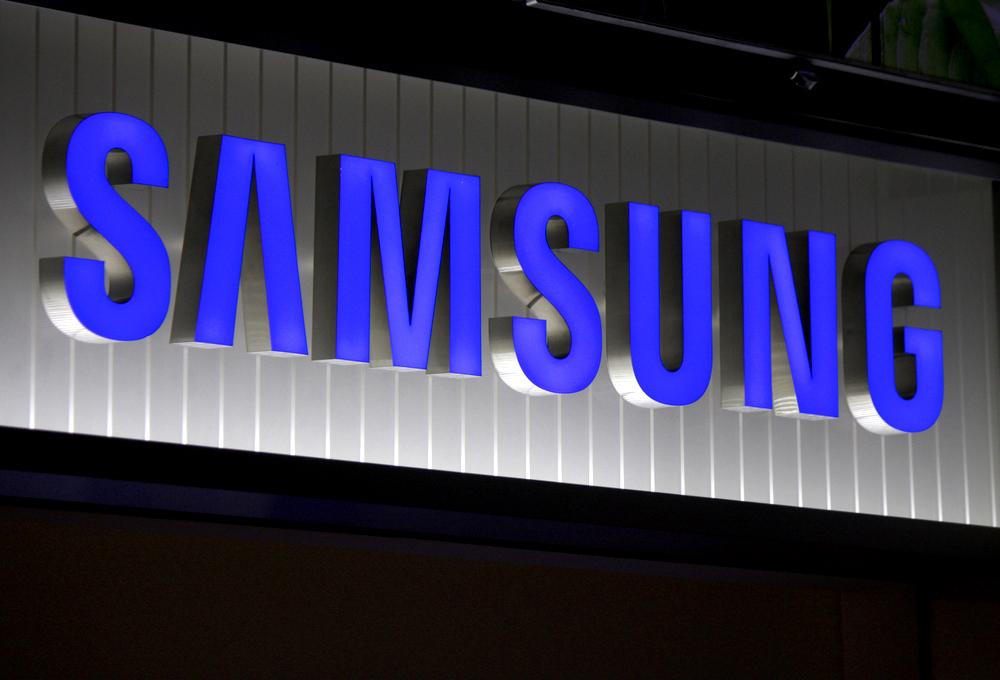 surprise samsung said prepping round faced smartwatch sign