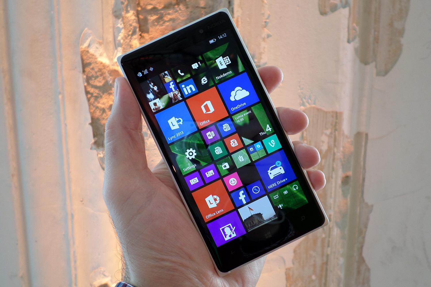 Nokia Lumia 830