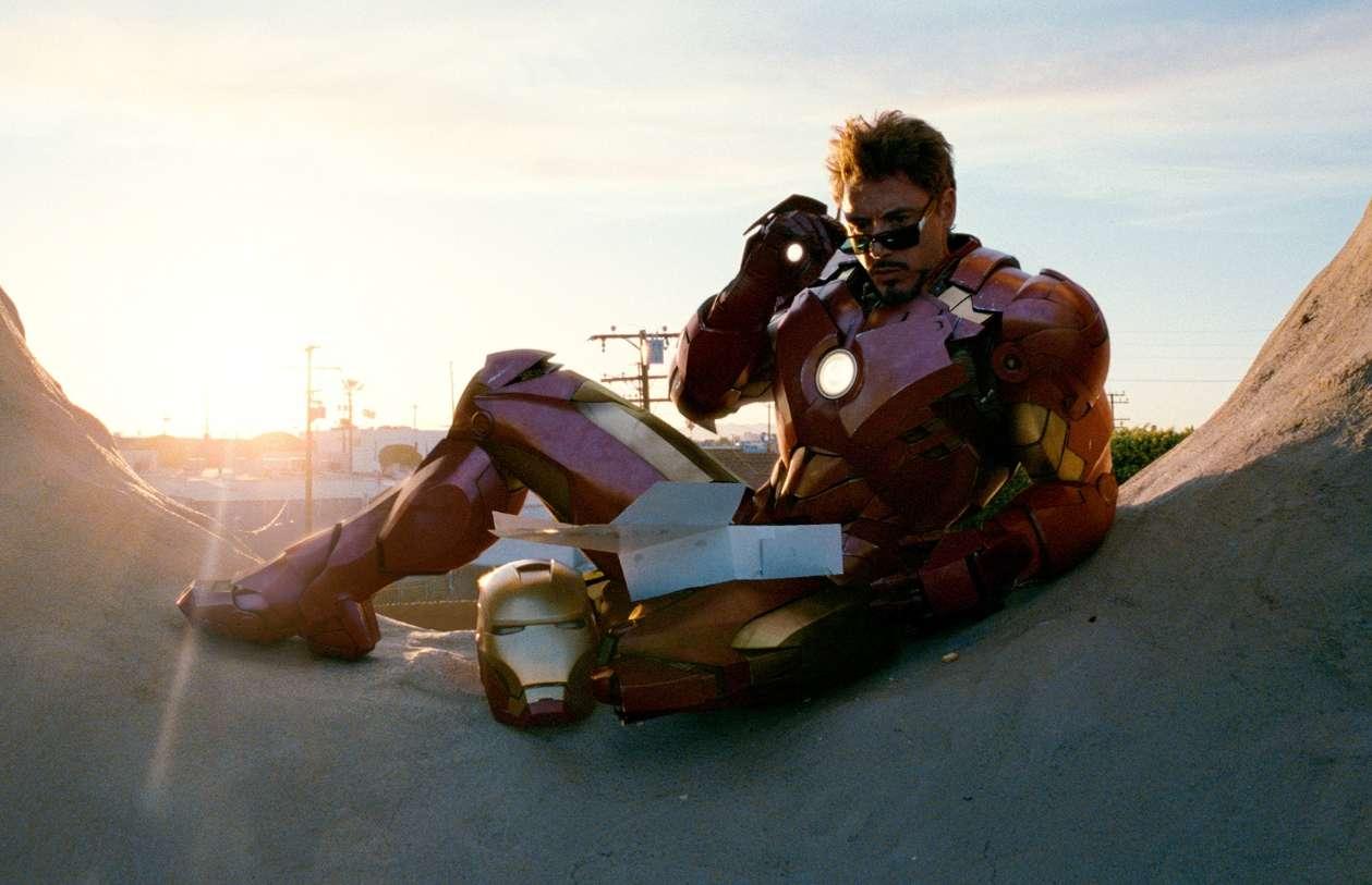 robert downey jr goes back forth iron man 4 hints tony stark robery 2