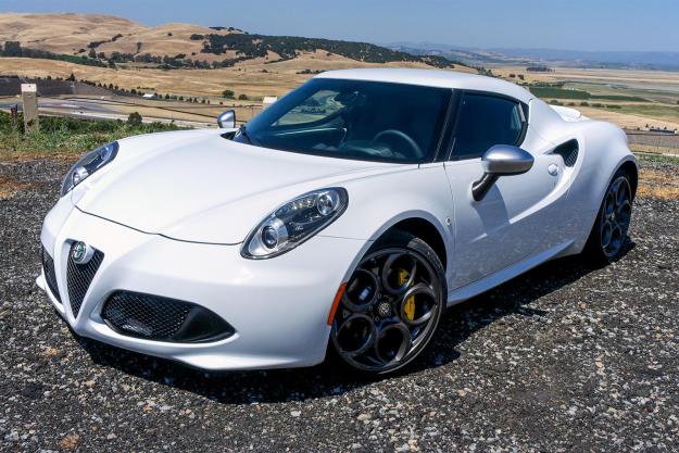 2015 Alfa Romeo 4C review