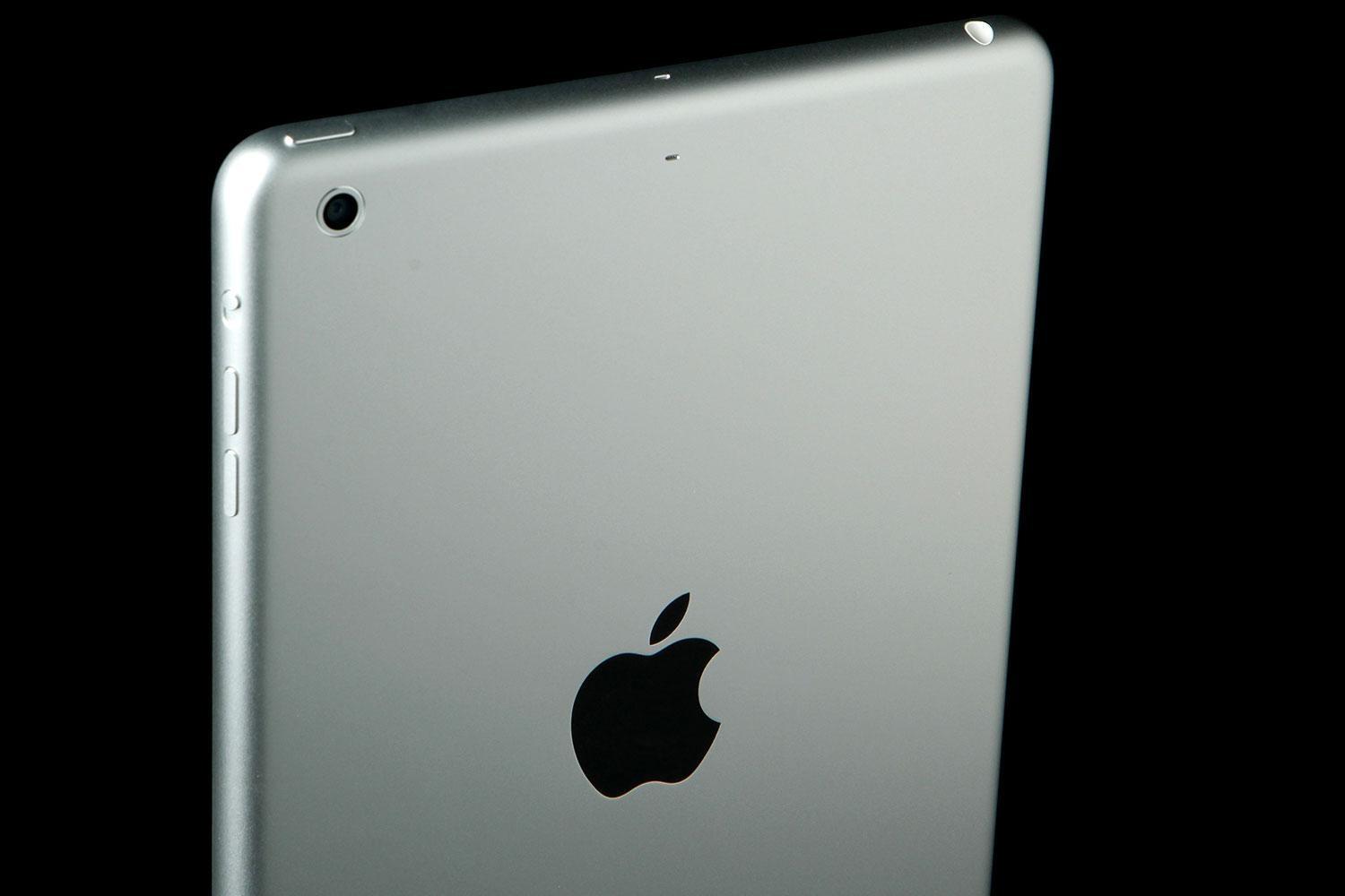 13 inch ipad pro launch delayed mini with retina back top angle 1500x1000