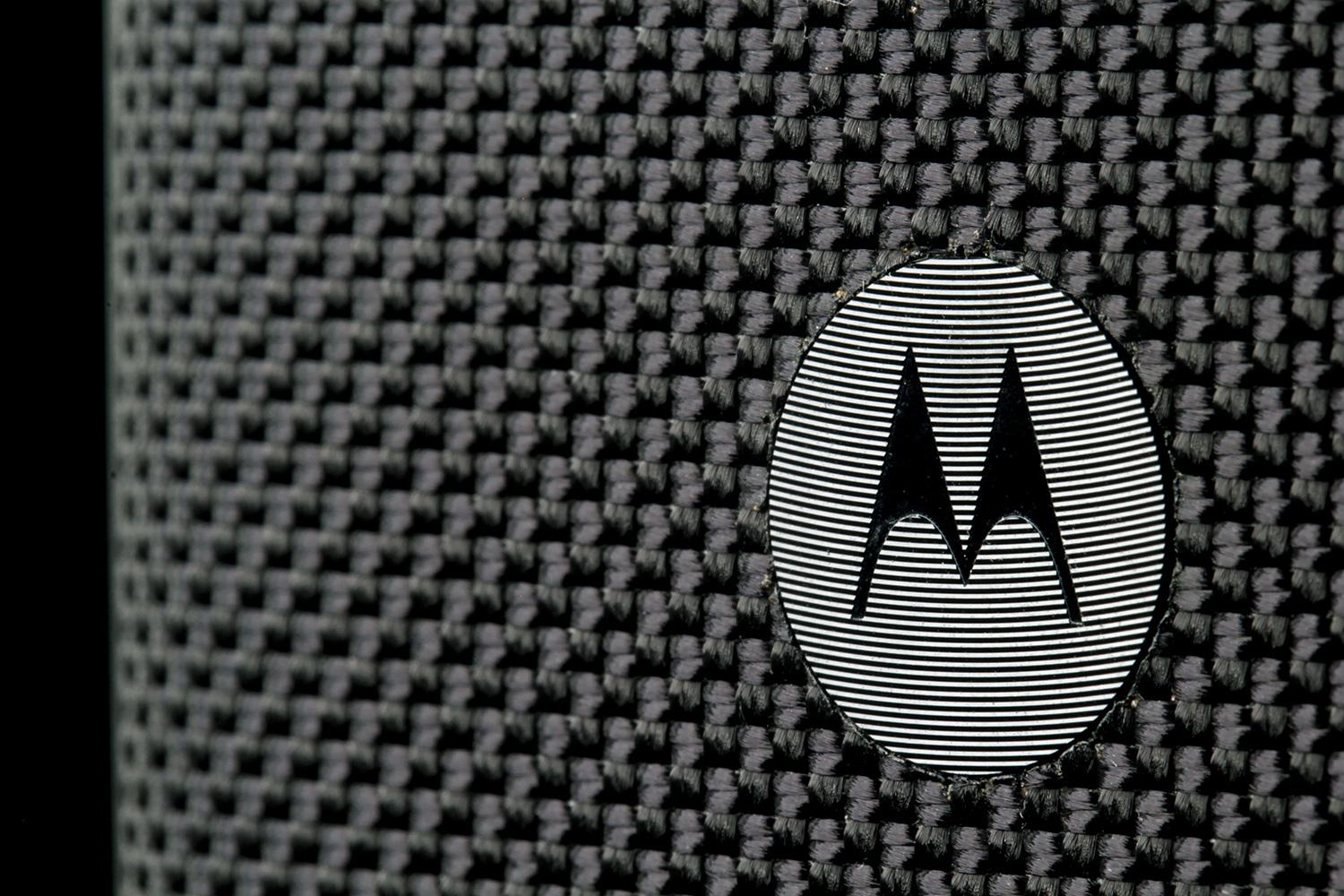 Motorola DROID Turbo back logo