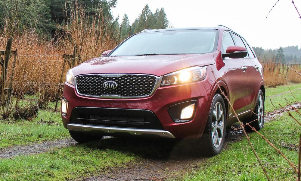 2016 Kia Sorento SX AWD front angle 2