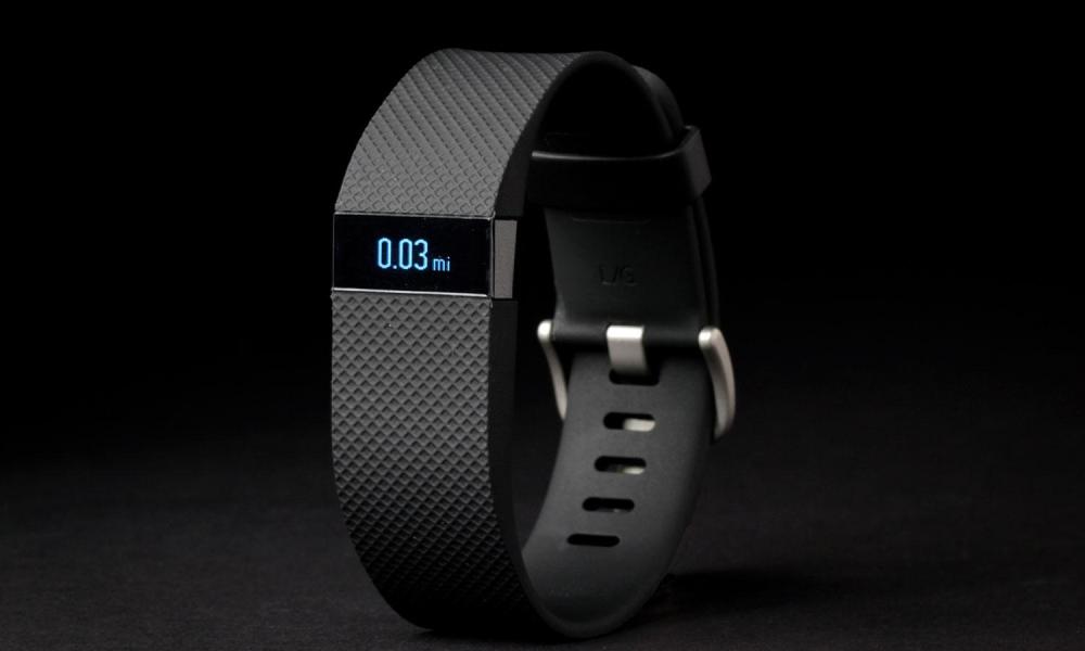 FitBit Charge HR front info 2