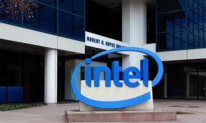 intel is ready to shrug off broadwells delays pursue 7nm production process shutterstock 180216656