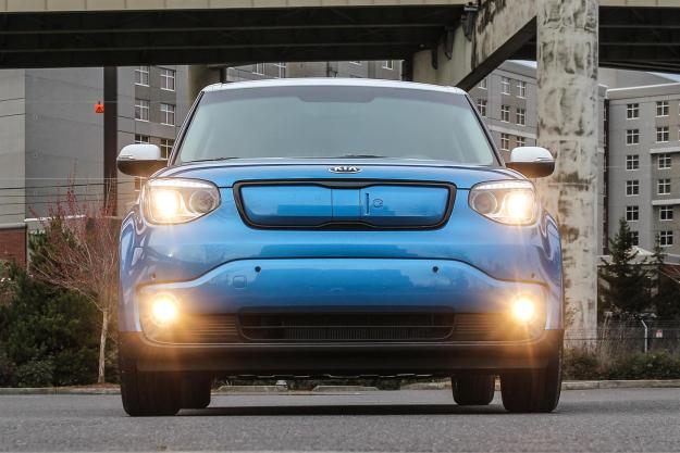 2015 kia soul ev review front v2