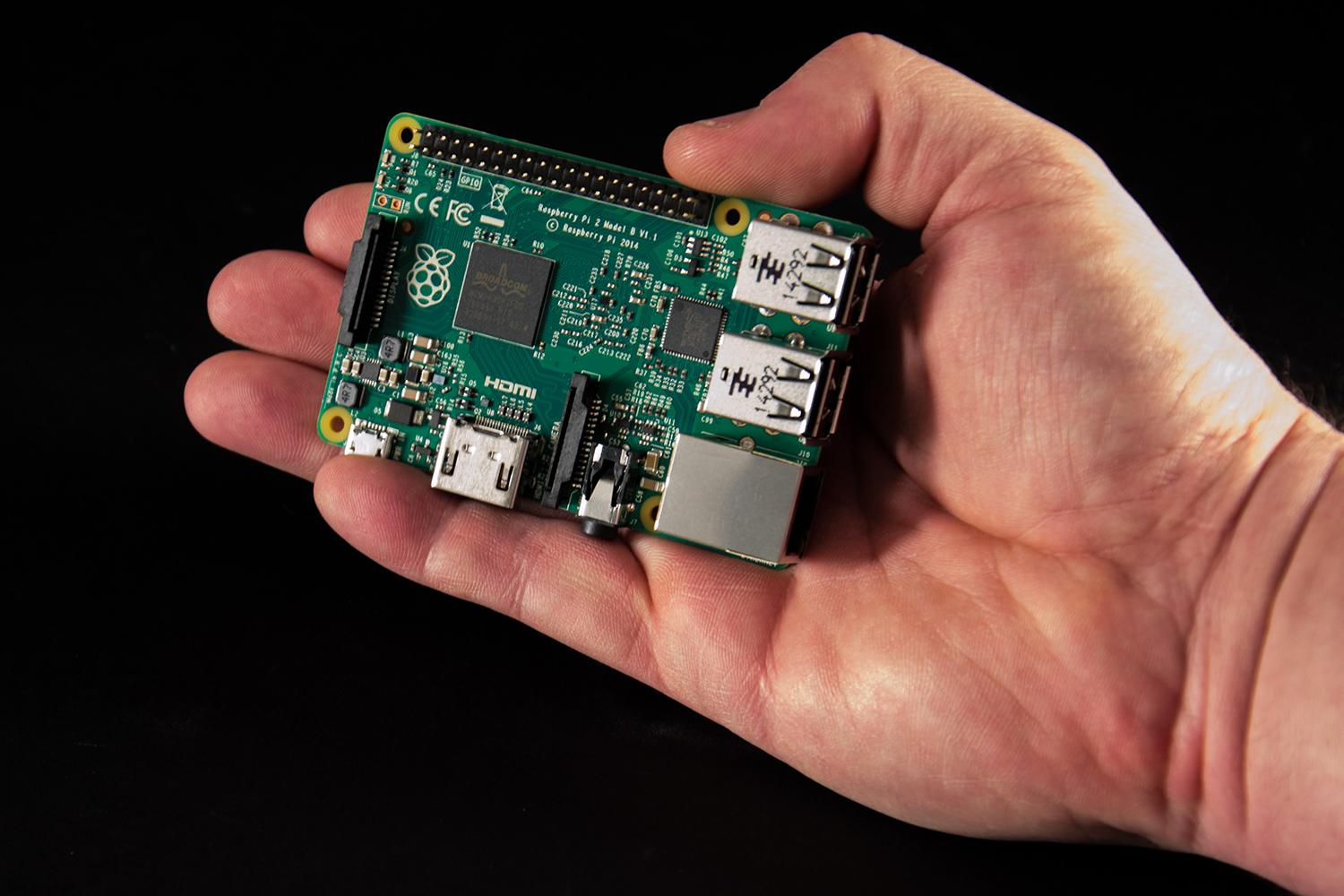 Raspberry Pi 2 mini PC