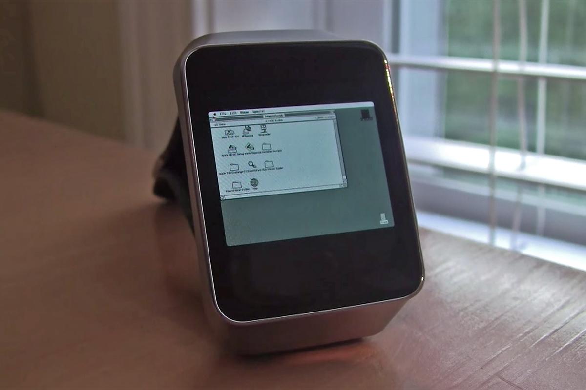 this guy turned his android wear device into an apple watch sort of macintosh ii