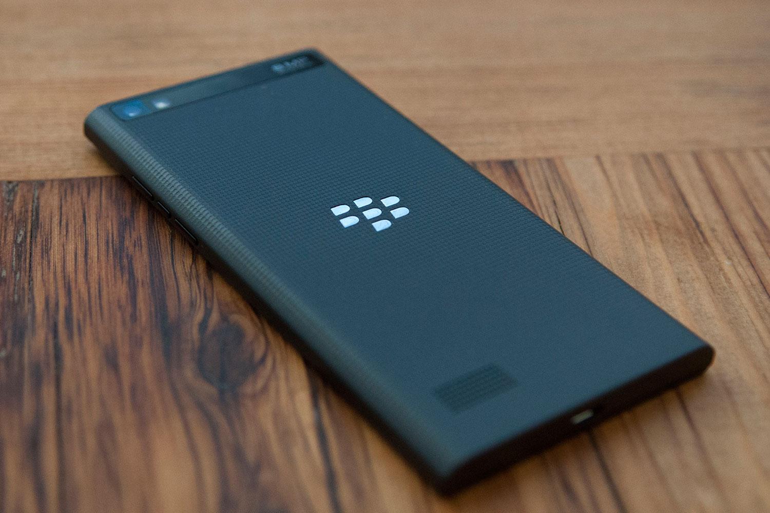 BlackBerry Leap back angle full