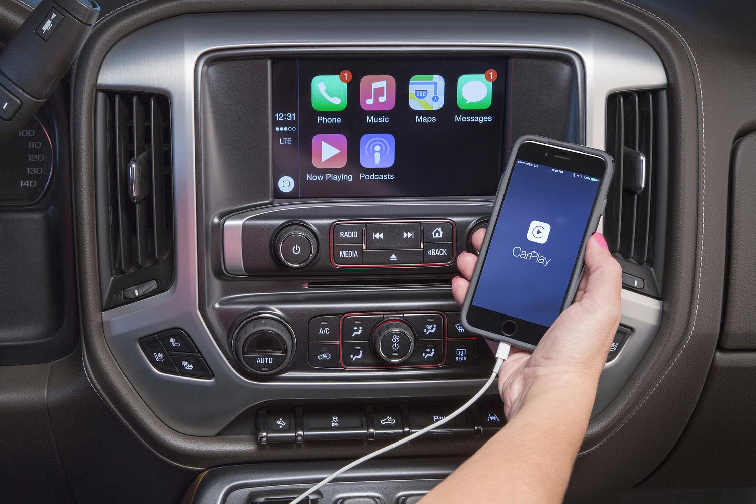 song GMC Apple CarPlay