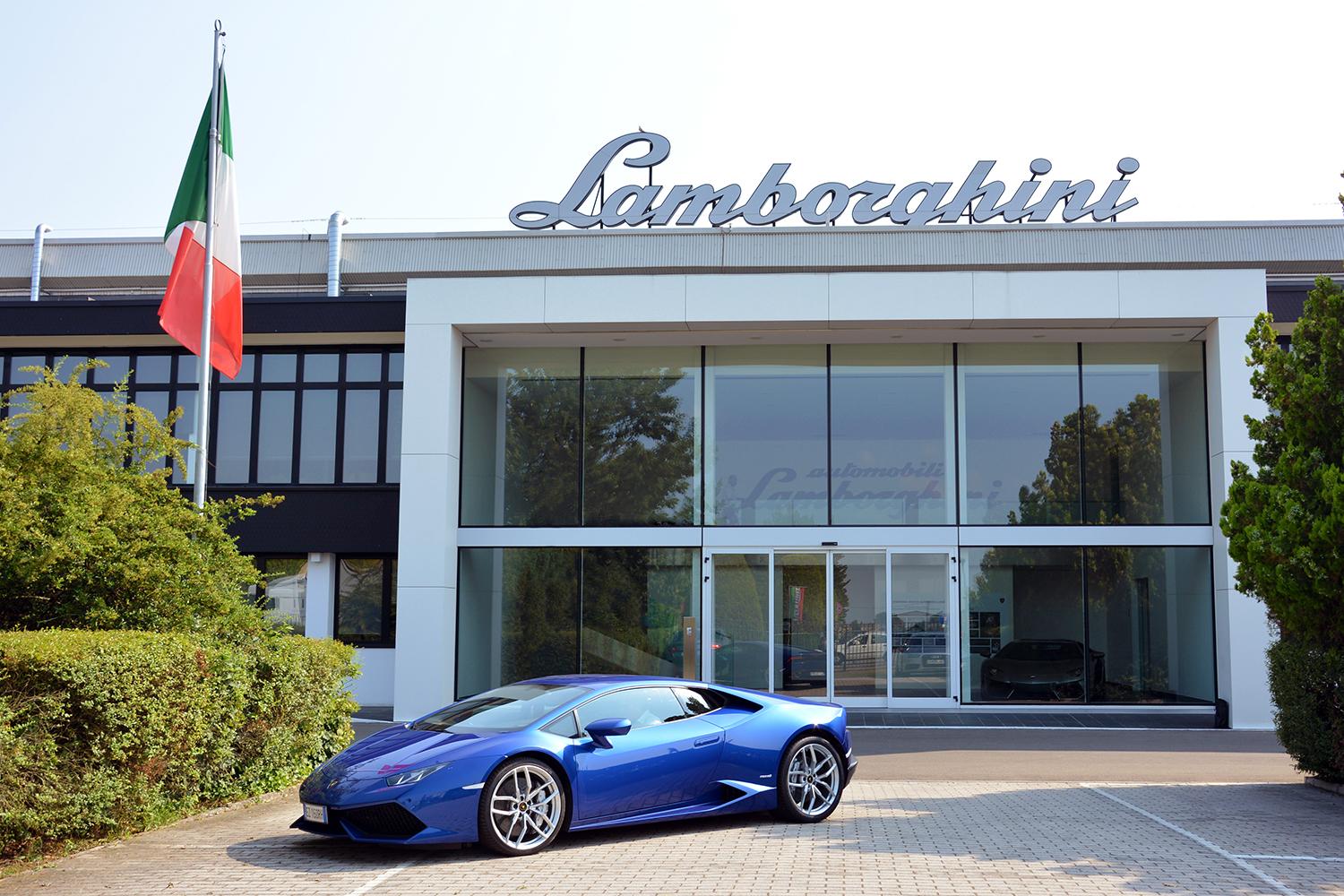 lamborghini factory tour pictures production process 0347