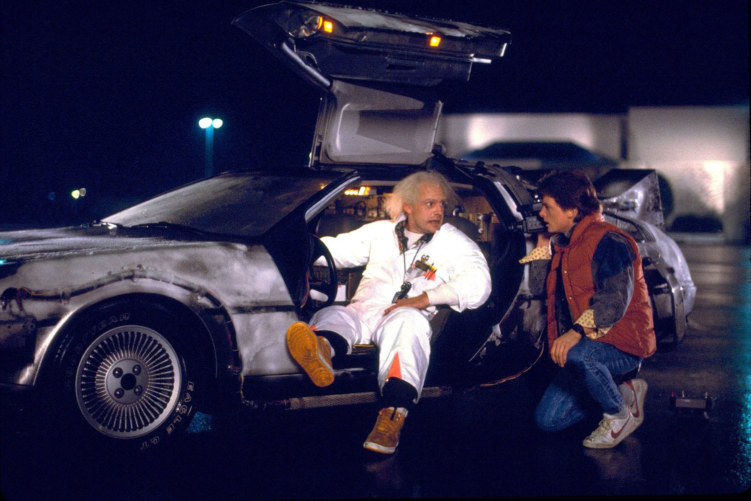 back to the future amazon prime delorean dmc 12